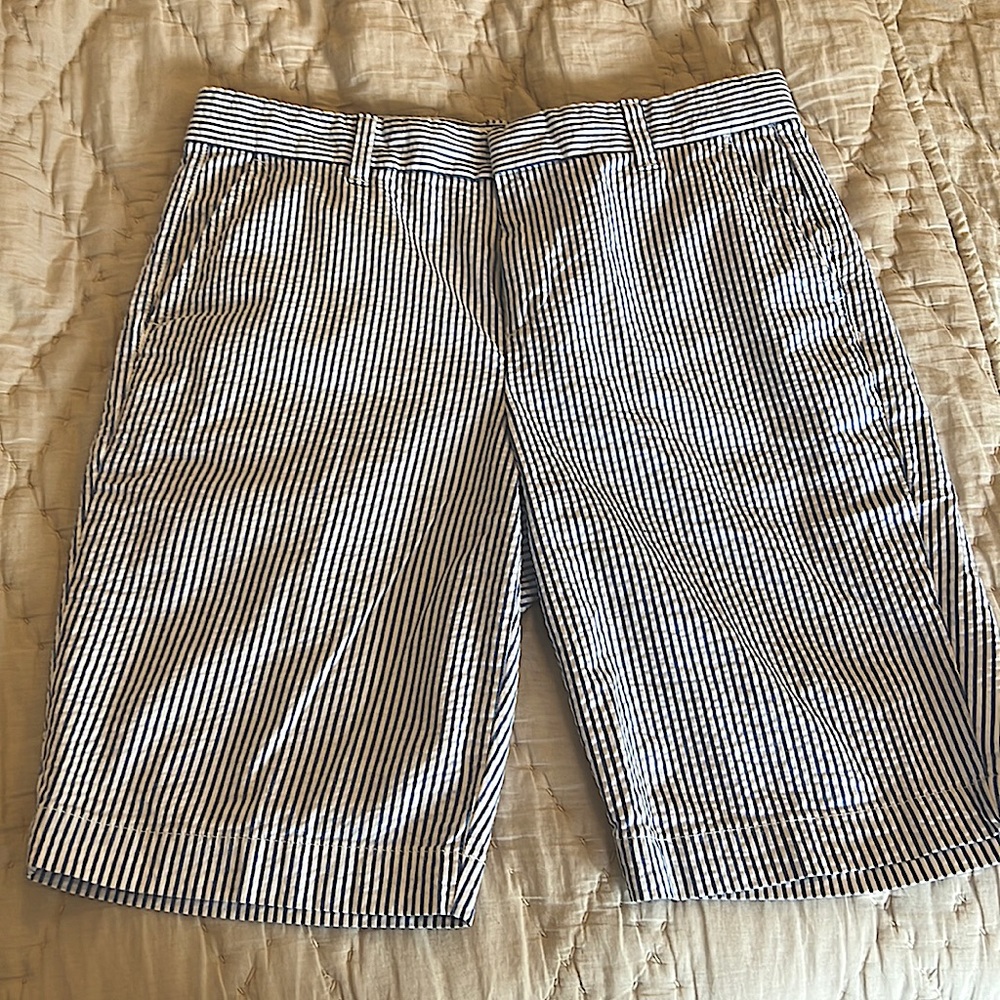 Womens Gap Bermuda shorts